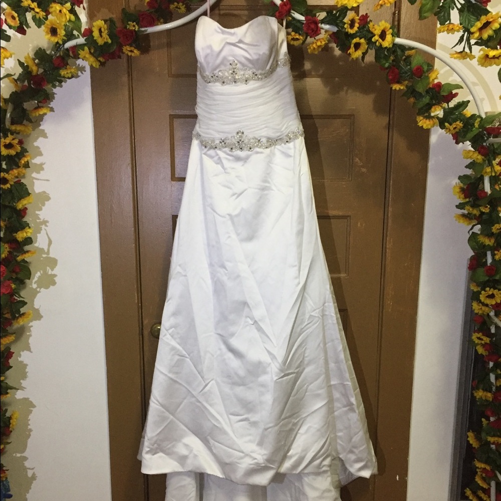 Wedding dress
